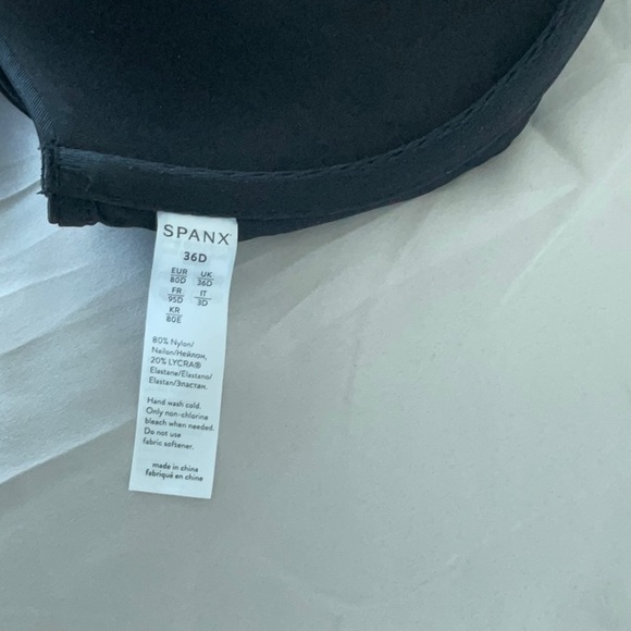 Spanx Swim convertible bra NWT , black , 36D - Picture 2 of 3